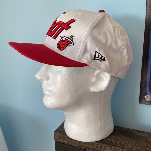 Donating Soon! New Era NBA Hardwood Classics Miami Heat White and Red Hat - Picture 3 of 9